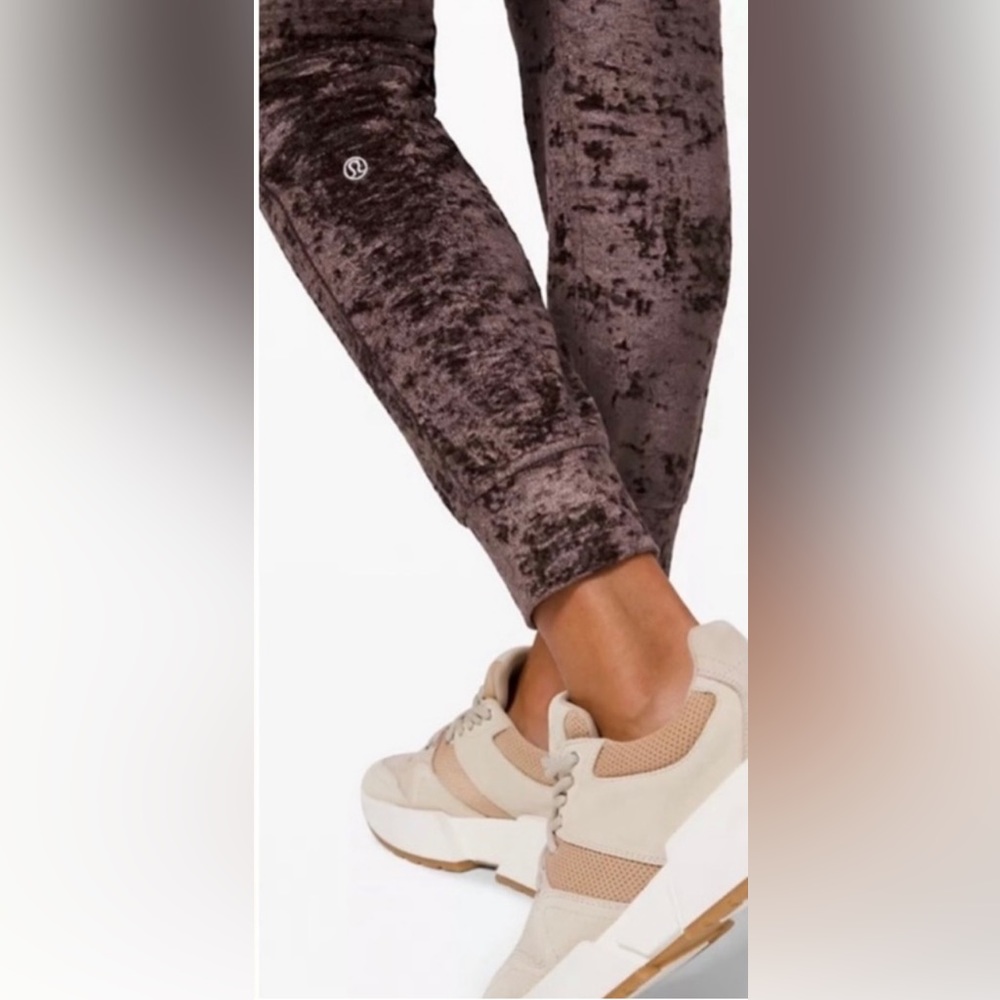 Lululemon Velvet Ready to Rulu Joggers